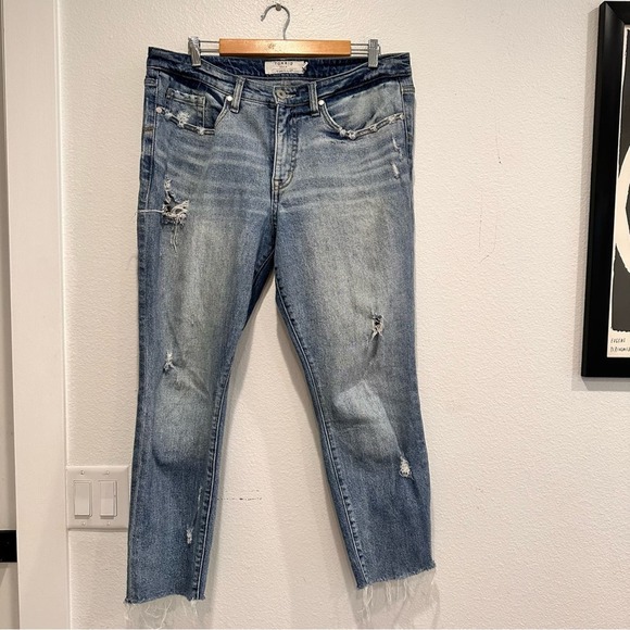 torrid Denim - Torrid Women’s High Rise Straight Distresses Jeans sz 12